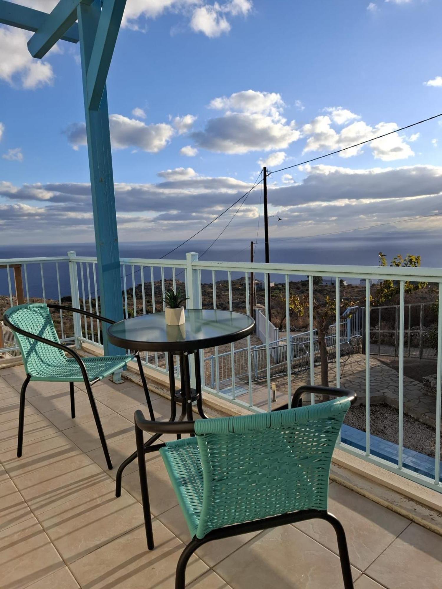 Breathtaking Sea And Mountain Views Villa Kefalas Exterior photo